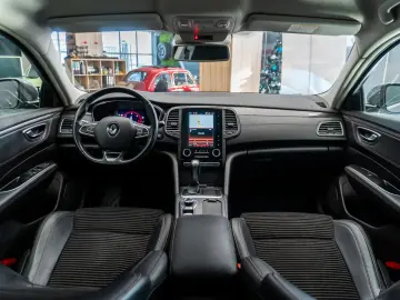 Renault Talisman • 2018 • 1.6 dCi • Automat • 4Control • Ful