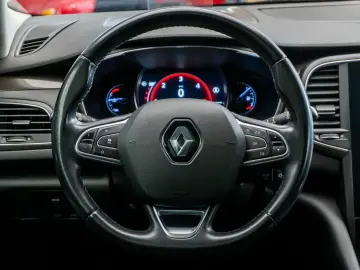 Renault Talisman • 2018 • 1.6 dCi • Automat • 4Control • Ful