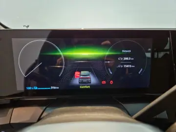 RENAULT MEGANE E-TECH EV60 220cp iconic optimum charge