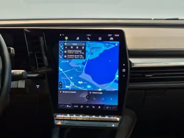 RENAULT MEGANE E-TECH EV60 220cp iconic optimum charge