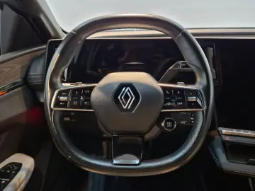 RENAULT MEGANE E-TECH EV60 220cp iconic optimum charge