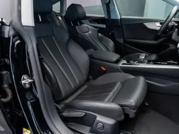 Audi A5 Sportback 30 TDI Mild-Hybrid Panoramic Rate Credit L