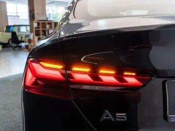 Audi A5 Sportback 30 TDI Mild-Hybrid Panoramic Rate Credit L