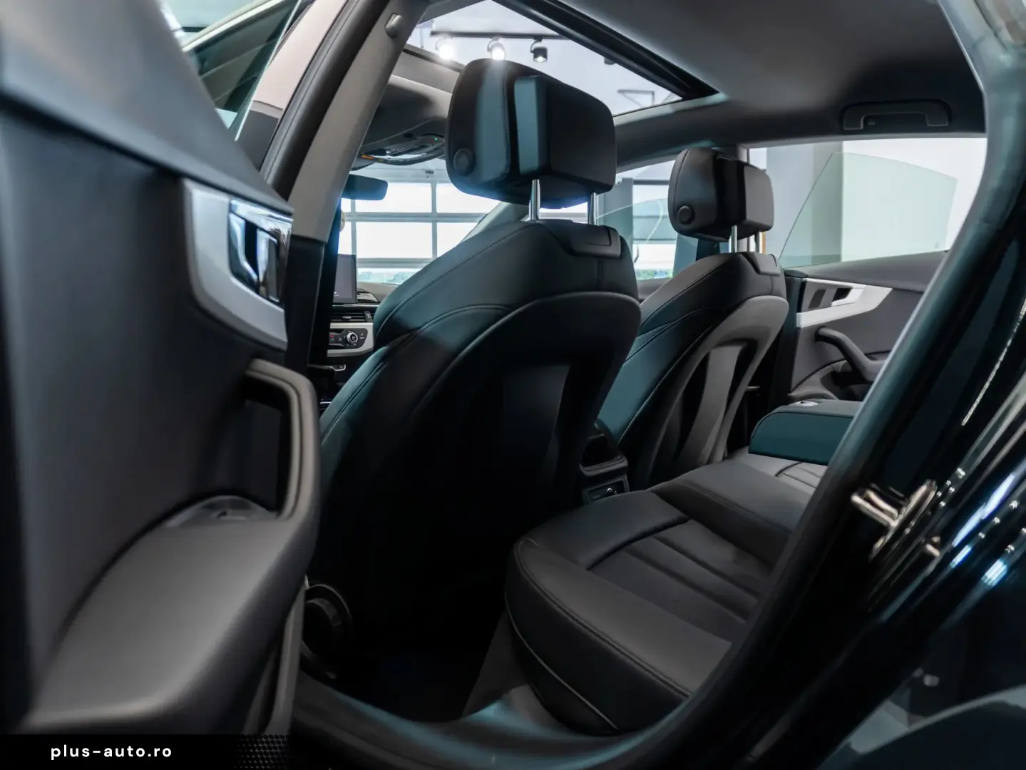 Audi A5 Sportback 30 TDI Mild-Hybrid Panoramic Rate Credit L