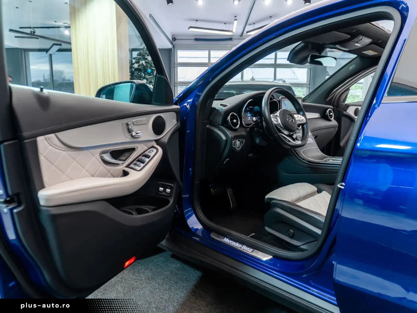 Mercedes-Benz GLC 300e 4 Matic Coupe AMG Camere 360  Leasing