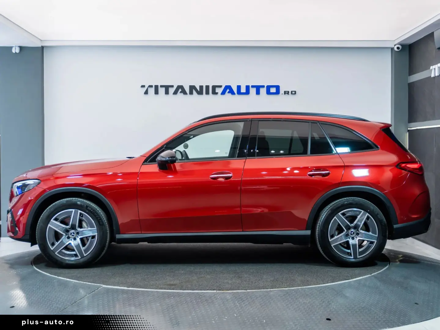 Mercedes-Benz GLC 300 4MATIC • 2.0 Mild Hybrid • AMG Line •