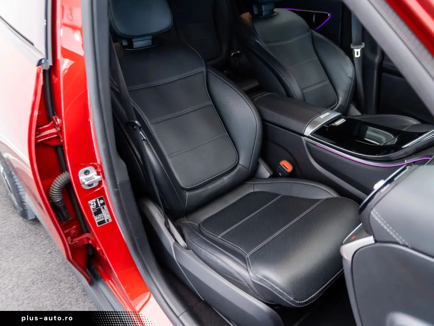 Mercedes-Benz GLC 300 4MATIC • 2.0 Mild Hybrid • AMG Line •