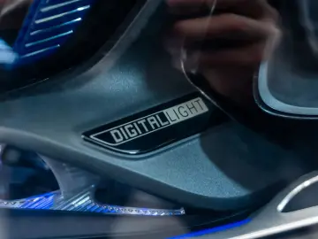 Mercedes-Benz GLC 300 4MATIC • 2.0 Mild Hybrid • AMG Line •