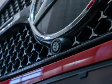 Mercedes-Benz GLC 300 4MATIC • 2.0 Mild Hybrid • AMG Line •