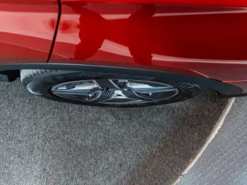 Mercedes-Benz GLC 300 4MATIC • 2.0 Mild Hybrid • AMG Line •