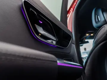 Mercedes-Benz GLC 300 4MATIC • 2.0 Mild Hybrid • AMG Line •