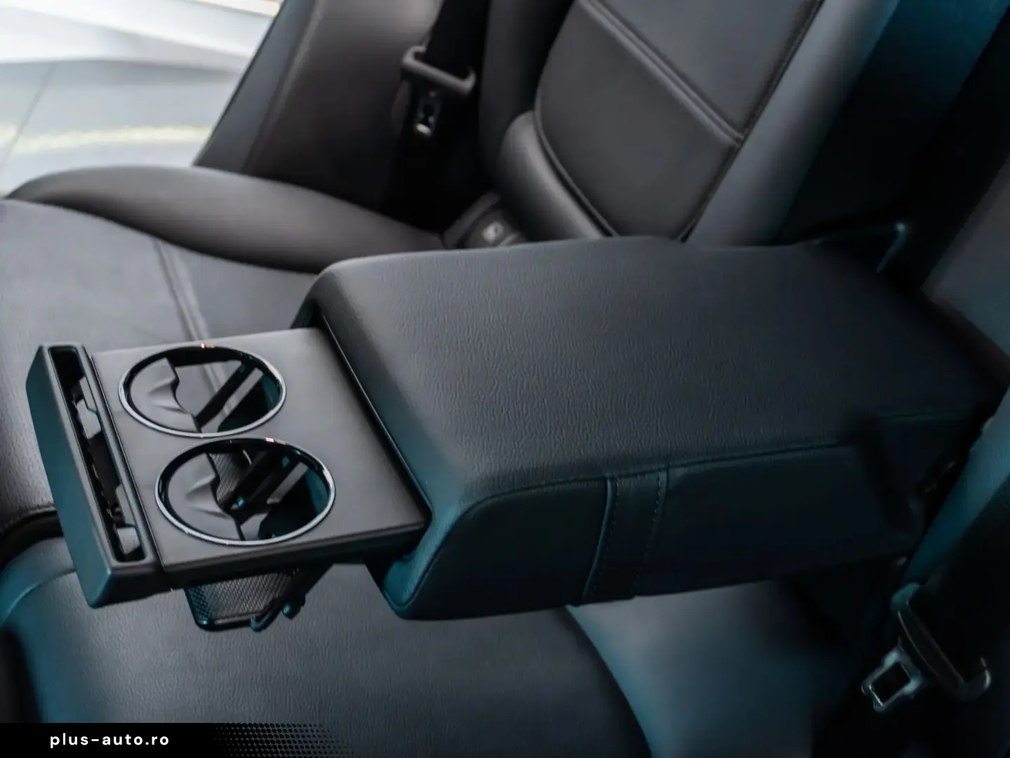 Mercedes-Benz GLC 300 4MATIC • 2.0 Mild Hybrid • AMG Line •