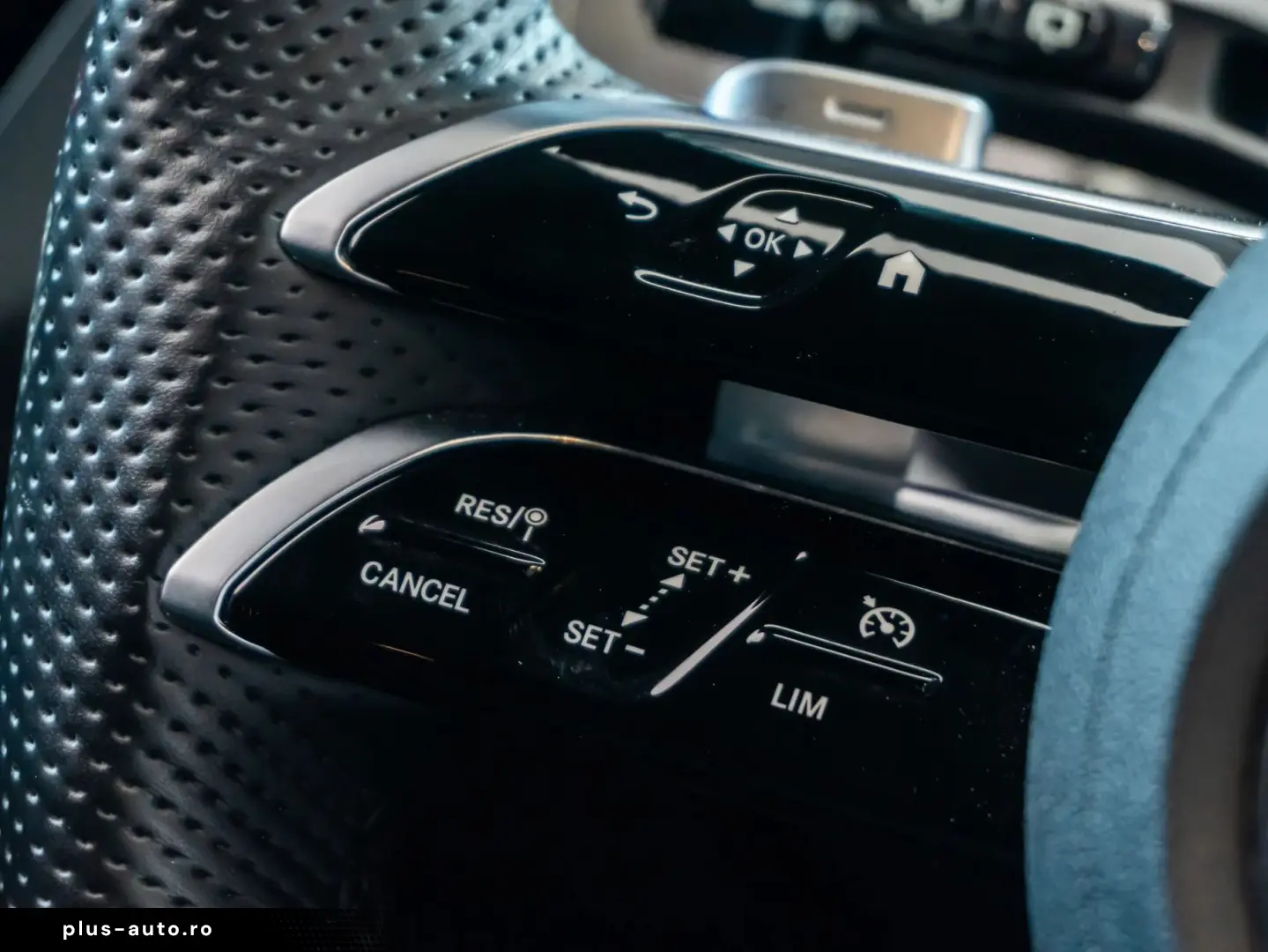 Mercedes-Benz GLC 300 4MATIC • 2.0 Mild Hybrid • AMG Line •