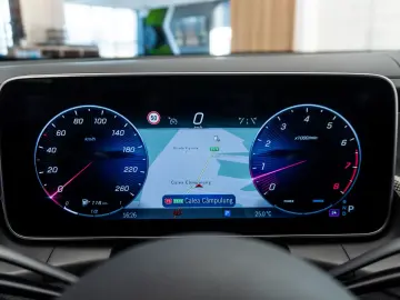 Mercedes-Benz GLC 300 4MATIC • 2.0 Mild Hybrid • AMG Line •