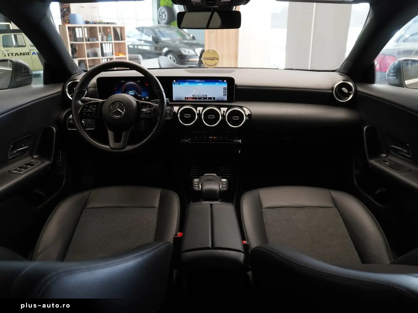 Mercedes-Benz Cla-180 Gen-C118-2019