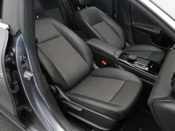 Mercedes-Benz Cla-180 Gen-C118-2019