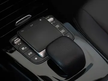 Mercedes-Benz Cla-180 Gen-C118-2019