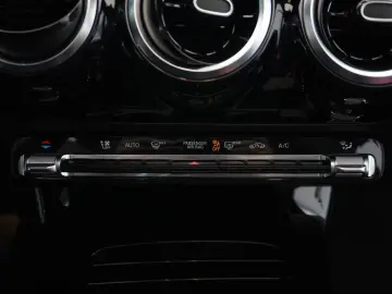 Mercedes-Benz Cla-180 Gen-C118-2019