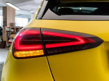 Mercedes-Benz A-35-Amg Gen-W177-V177-2018