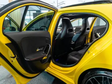 Mercedes-Benz A-35-Amg Gen-W177-V177-2018