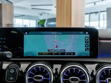 Mercedes-Benz A-35-Amg Gen-W177-V177-2018