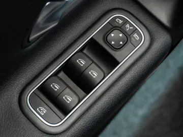 Mercedes-Benz Cla-180 Gen-C118-2019