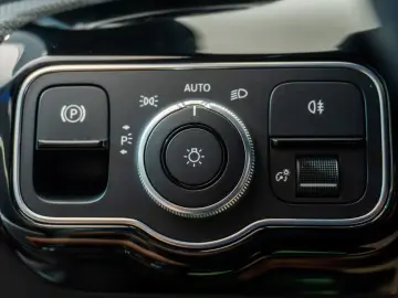 Mercedes-Benz Cla-180 Gen-C118-2019