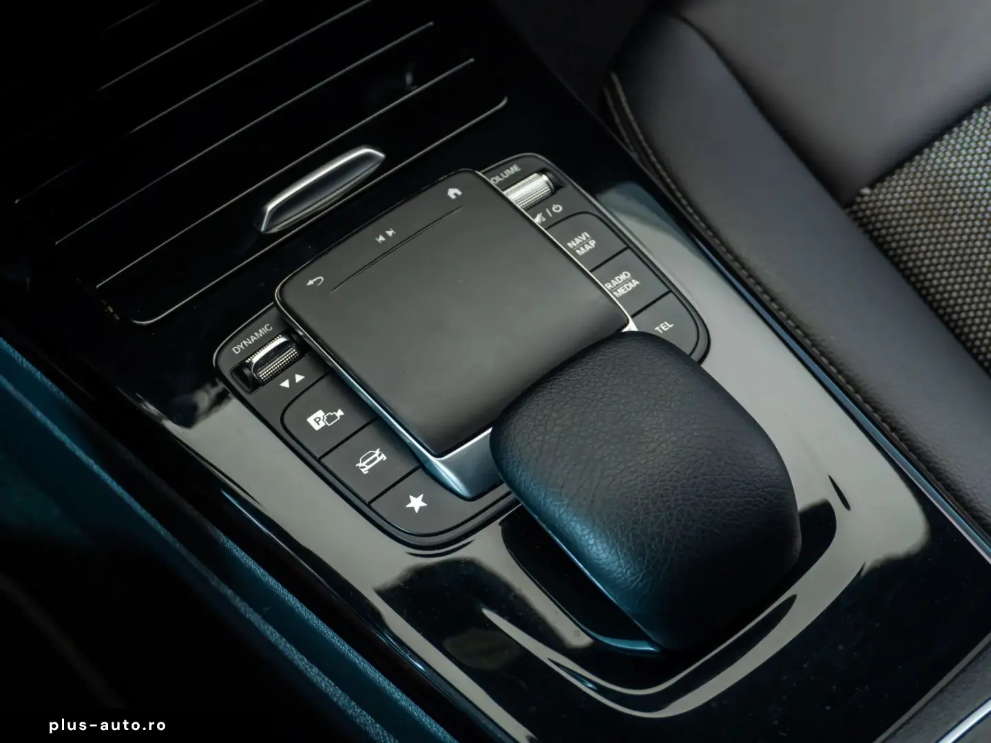 Mercedes-Benz Cla-180 Gen-C118-2019