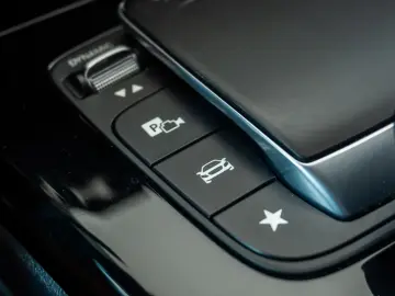 Mercedes-Benz Cla-180 Gen-C118-2019