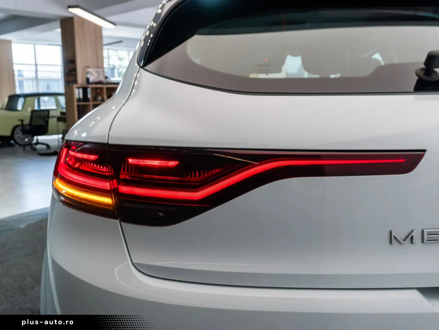 Renault Megane 4 1.0 TCE 114 CP Facelift Faruri LED Senzori