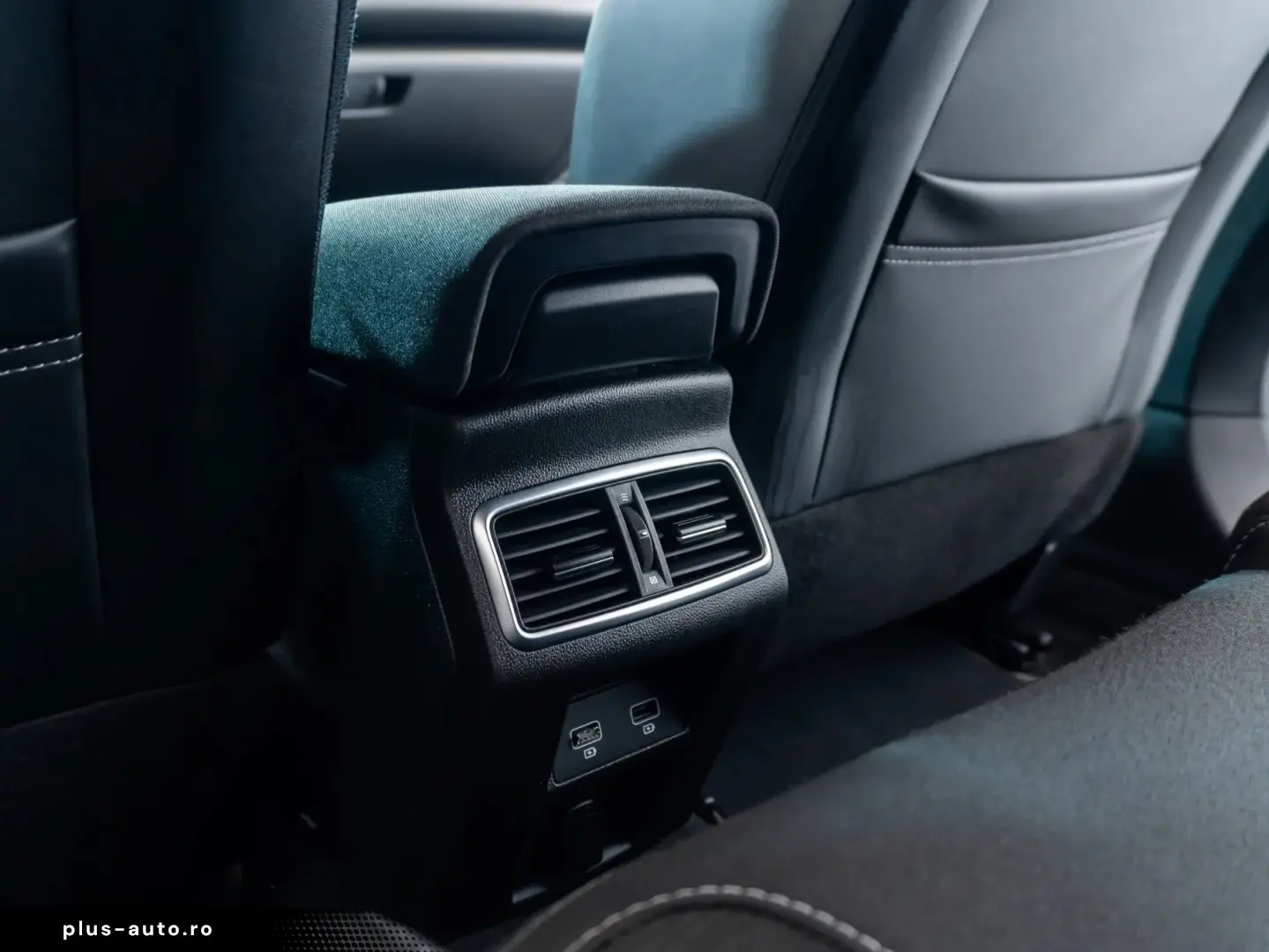 Renault Megane 4 1.0 TCE 114 CP Facelift Faruri LED Senzori