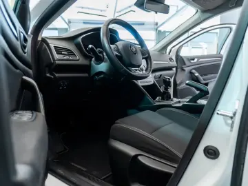 Renault Megane 4 1.0 TCE 114 CP Facelift Faruri LED Senzori