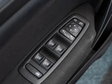 Renault Megane 4 1.0 TCE 114 CP Facelift Faruri LED Senzori