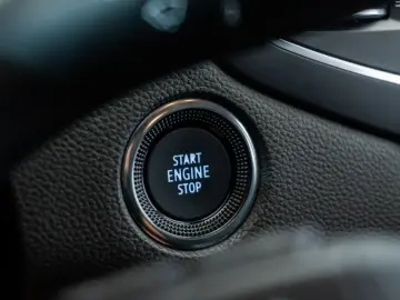 Renault Megane 4 1.0 TCE 114 CP Facelift Faruri LED Senzori