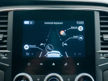 Renault Megane 4 1.0 TCE 114 CP Facelift Faruri LED Senzori