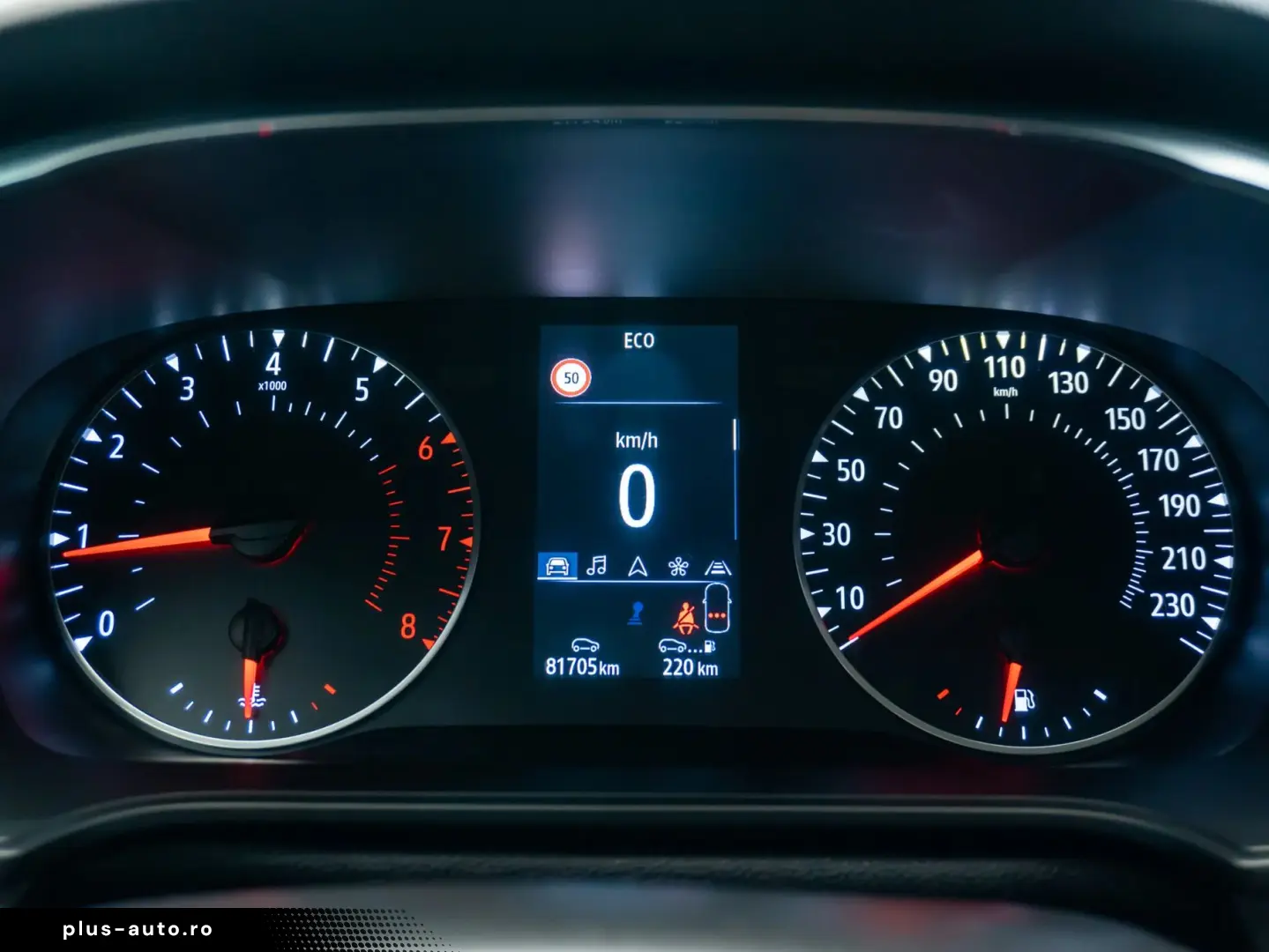 Renault Megane 4 1.0 TCE 114 CP Facelift Faruri LED Senzori