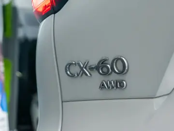 Mazda CX-60 e-Skyactiv PHEV AWD • Plug-In Hybrid • 327 CP •