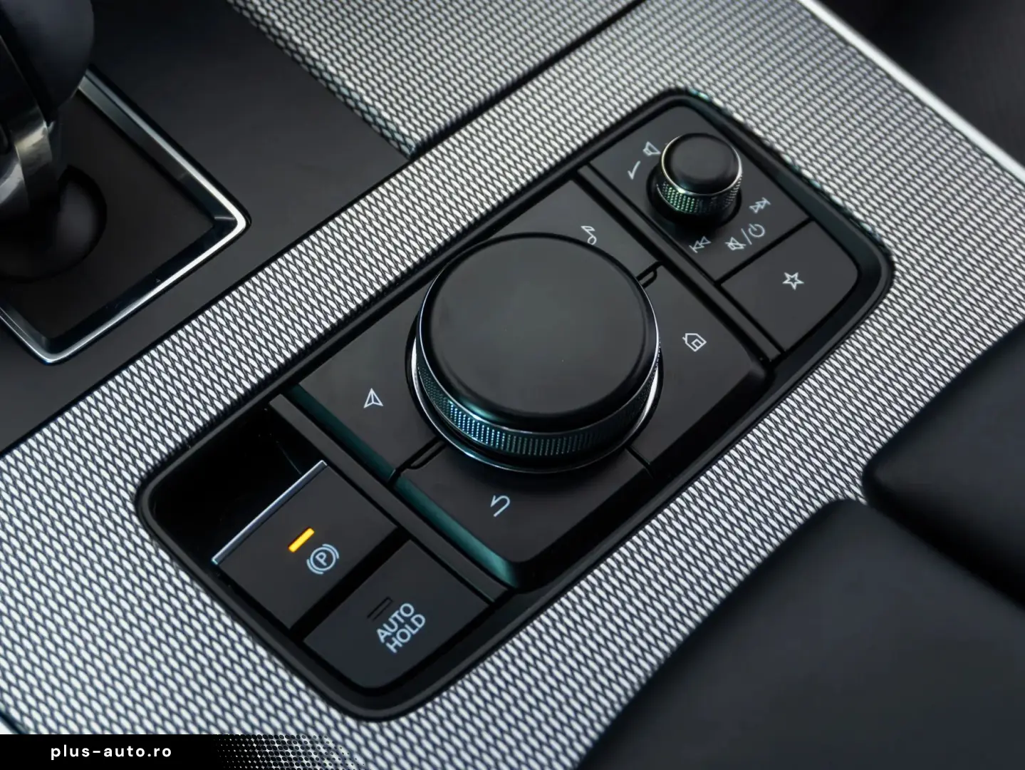 Mazda CX-60 e-Skyactiv PHEV AWD • Plug-In Hybrid • 327 CP •