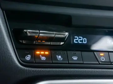 Mazda CX-60 e-Skyactiv PHEV AWD • Plug-In Hybrid • 327 CP •