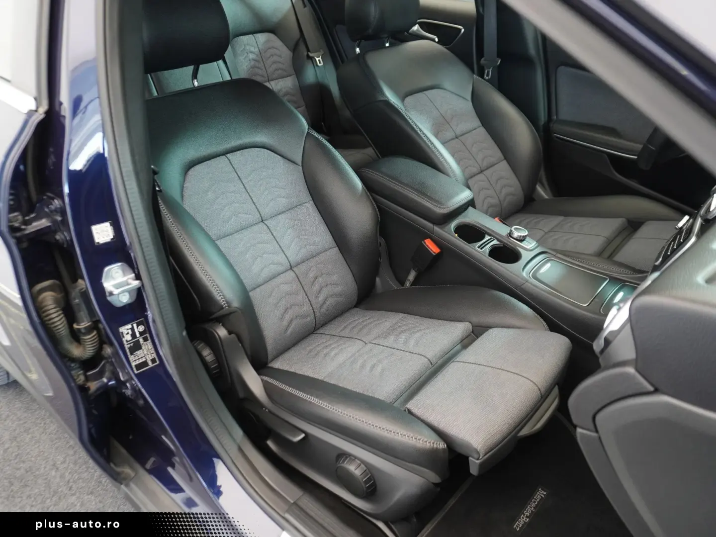 Mercedes-Benz GLA 200 Business Edition Cutie Automata TVA DE