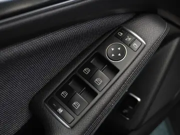 Mercedes-Benz GLA 200 Business Edition Cutie Automata TVA DE