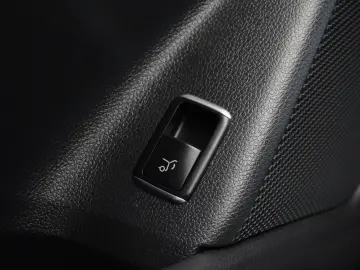 Mercedes-Benz GLA 200 Business Edition Cutie Automata TVA DE