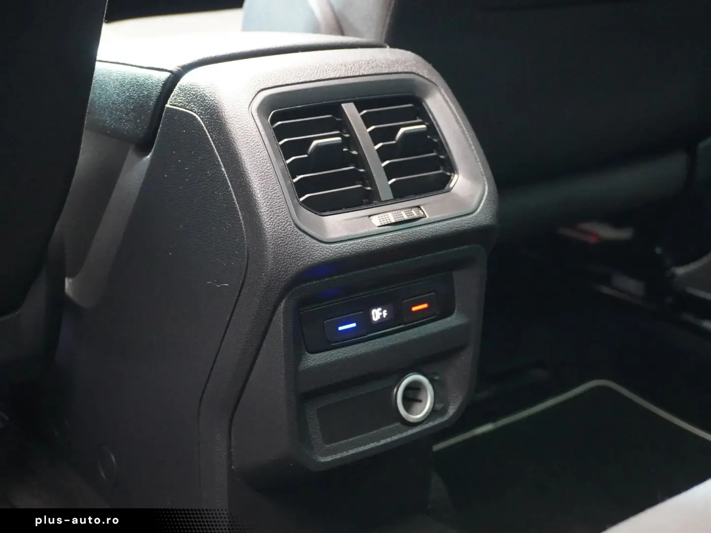 VOLKSWAGEN Tiguan 2.0 TDI 150CP Cutie DSG7 Carat TVA Deducti