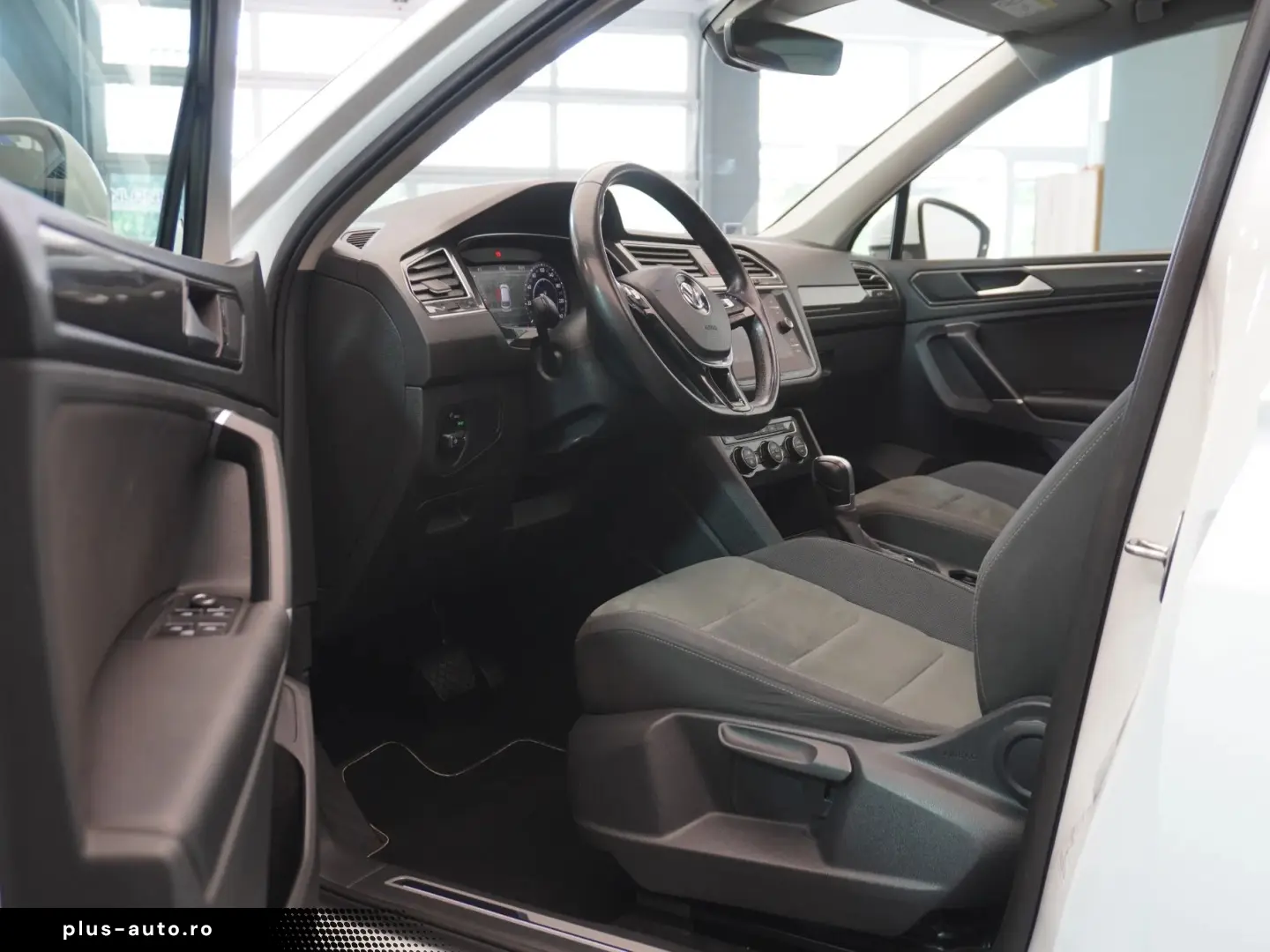 VOLKSWAGEN Tiguan 2.0 TDI 150CP Cutie DSG7 Carat TVA Deducti