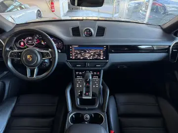 PORSCHE Cayenne Coupe Platinum Soft-Close 360 ACC R22