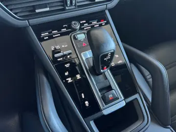 PORSCHE Cayenne Coupe Platinum Soft-Close 360 ACC R22