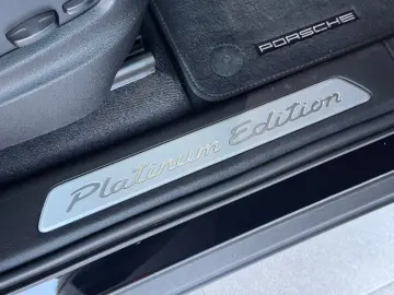 PORSCHE Cayenne Coupe Platinum Soft-Close 360 ACC R22