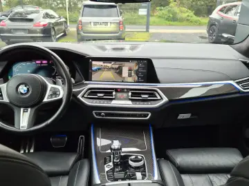 BMW X5 M50i Xdrive LASER SKYLOUNGE B&W DA-PA PRO VOL