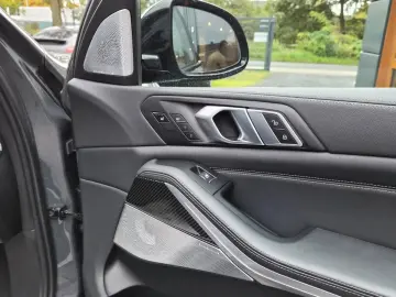 BMW X5 M50i Xdrive LASER SKYLOUNGE B&W DA-PA PRO VOL