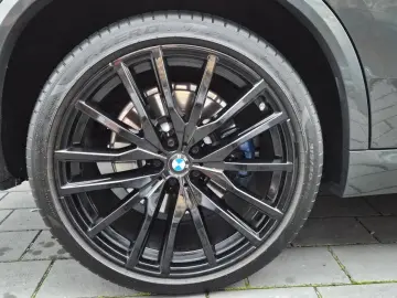 BMW X5 M50i Xdrive LASER SKYLOUNGE B&W DA-PA PRO VOL